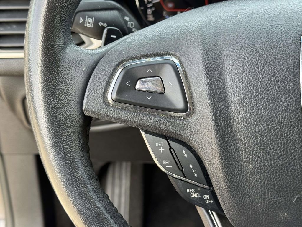 Used 2014 Lincoln MKZ w/ Equipment Group 102A Reserve FWD image 10