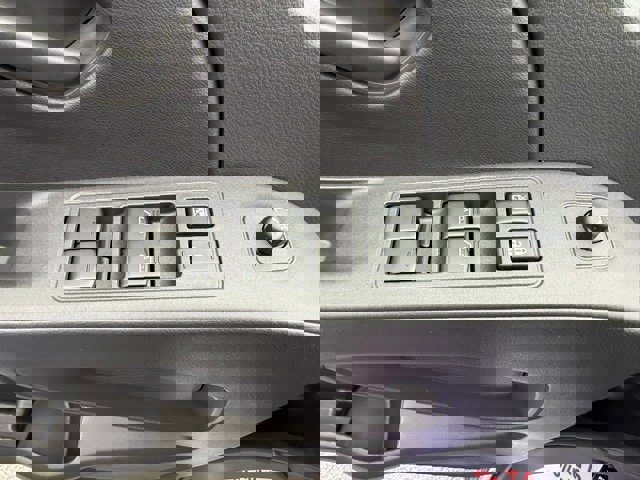 New 2026 Nissan Frontier SV w/ SV Convenience Package image 12