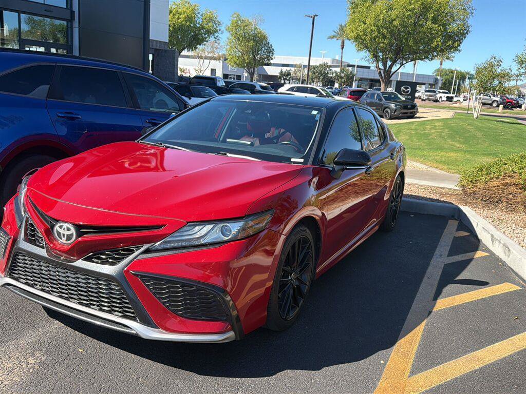 Used 2021 Toyota Camry XSE FWD image 1