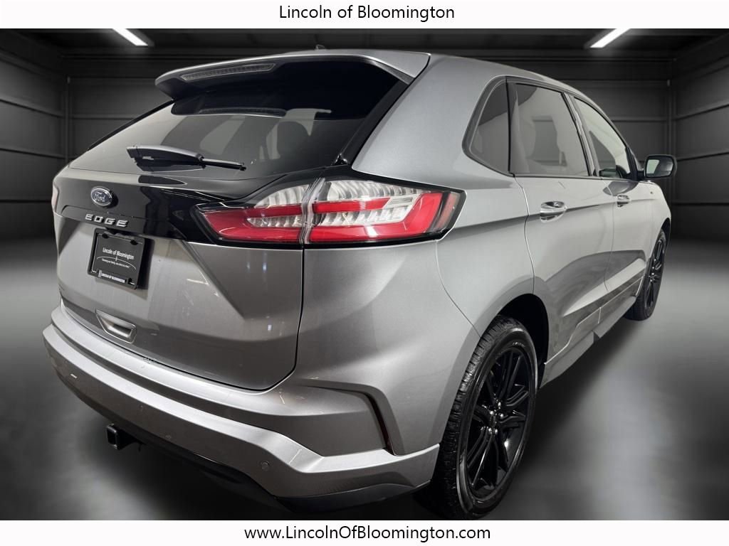 Used 2022 Ford Edge ST-Line w/ Class II Trailer Tow Package AWD/4WD image 7