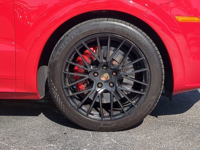 Used 2021 Porsche Cayenne GTS image 11