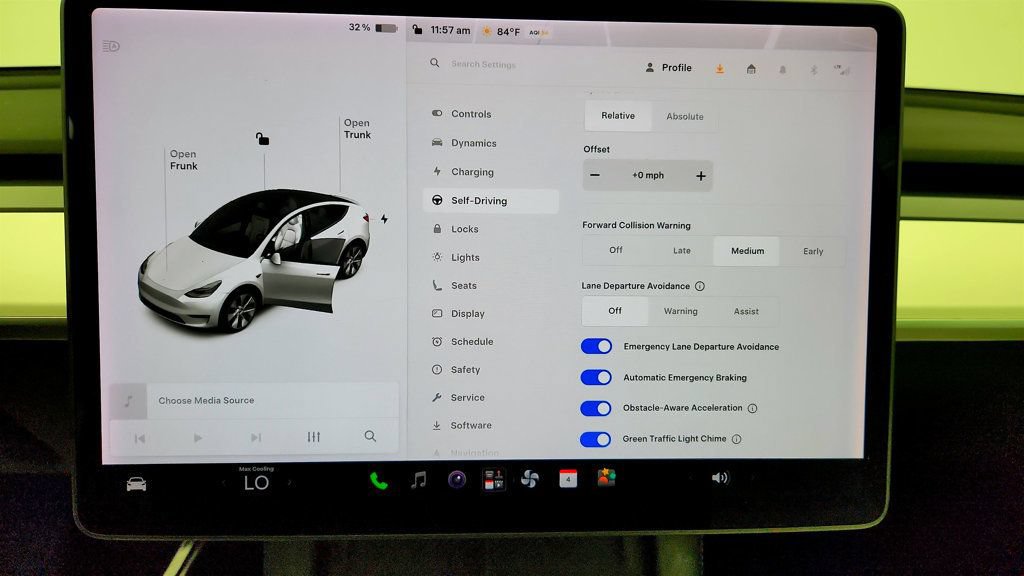 Used 2021 Tesla Model Y Long Range AWD/4WD image 21