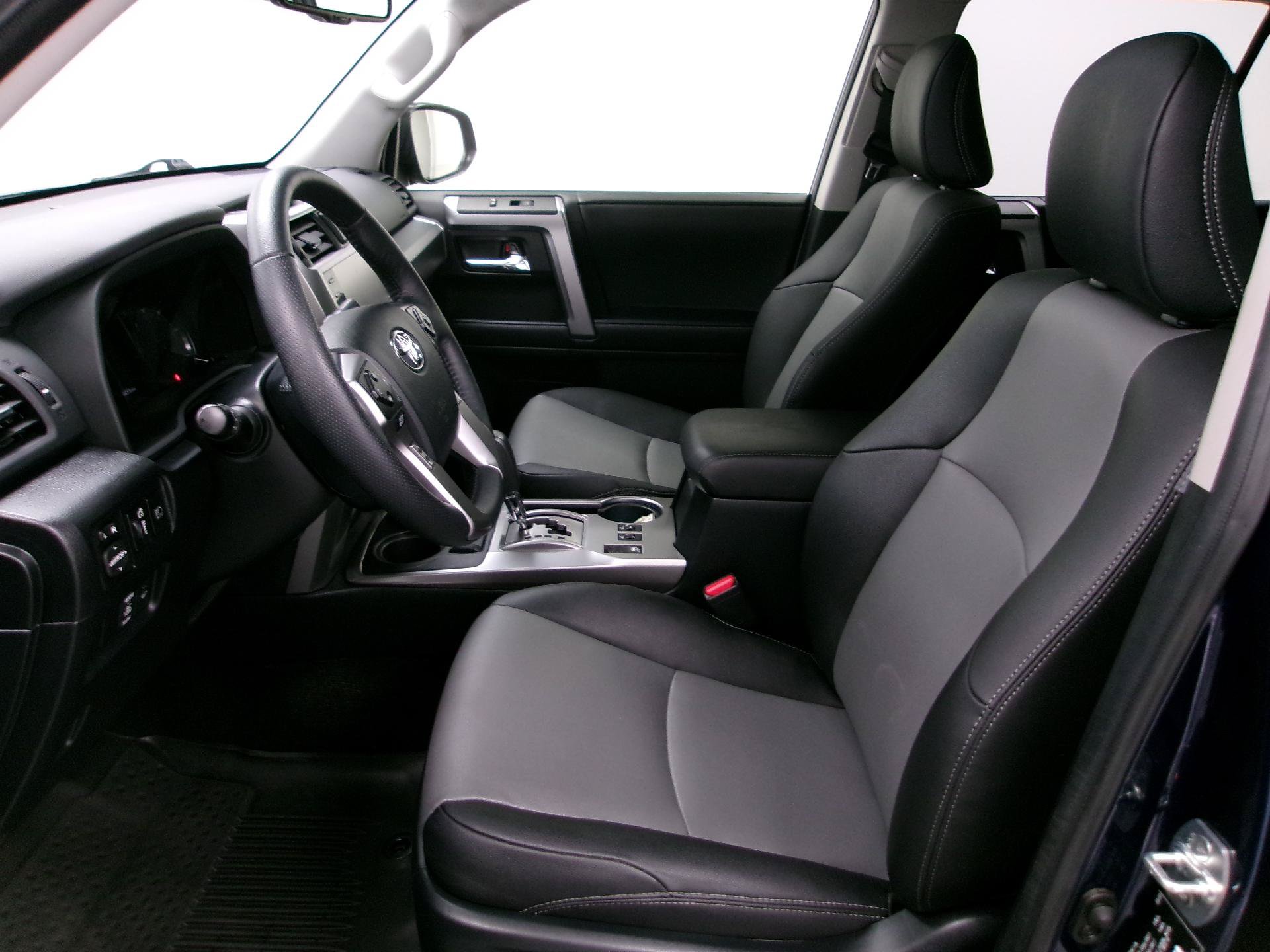 Used 2023 Toyota 4Runner SR5 Premium w/ Moonroof Package AWD/4WD image 9