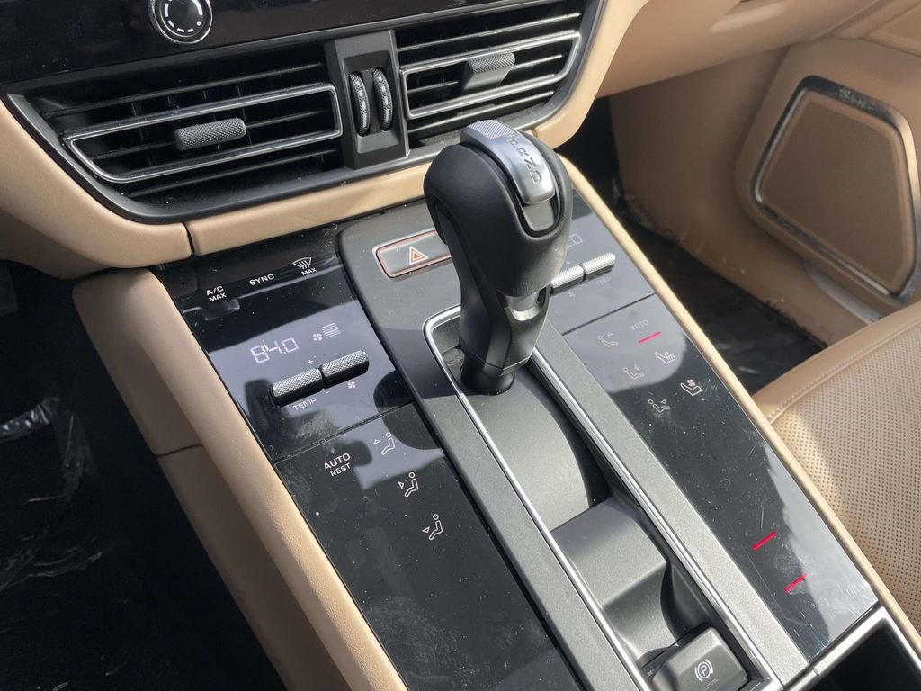 Used 2022 Porsche Macan S image 42