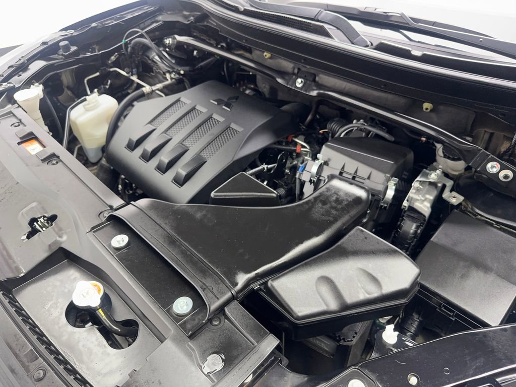 Used 2024 Mitsubishi Eclipse Cross SE image 76