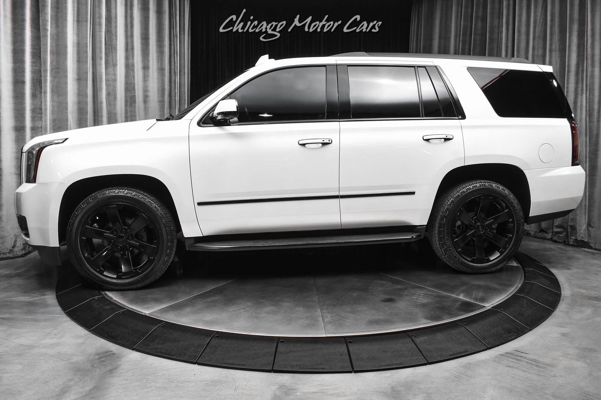 Used 2017 GMC Yukon Denali w/ Open Road Package AWD/4WD image 1