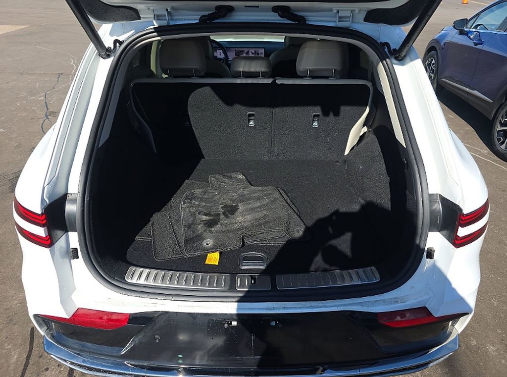 Used 2026 Genesis GV70 2.5T image 10