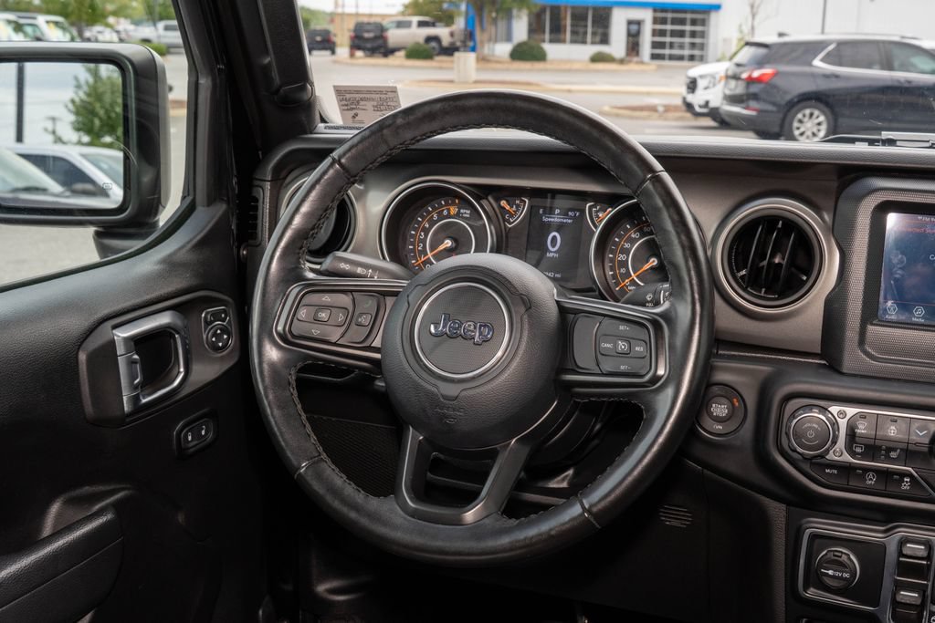 Used 2022 Jeep Wrangler Unlimited Sport AWD/4WD image 19