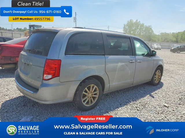 Used 2019 Dodge Grand Caravan SXT image 4