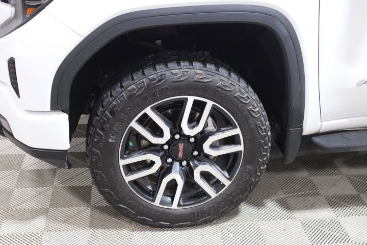 Certified 2024 GMC Sierra 1500 AT4 w/ Technology Package image 44