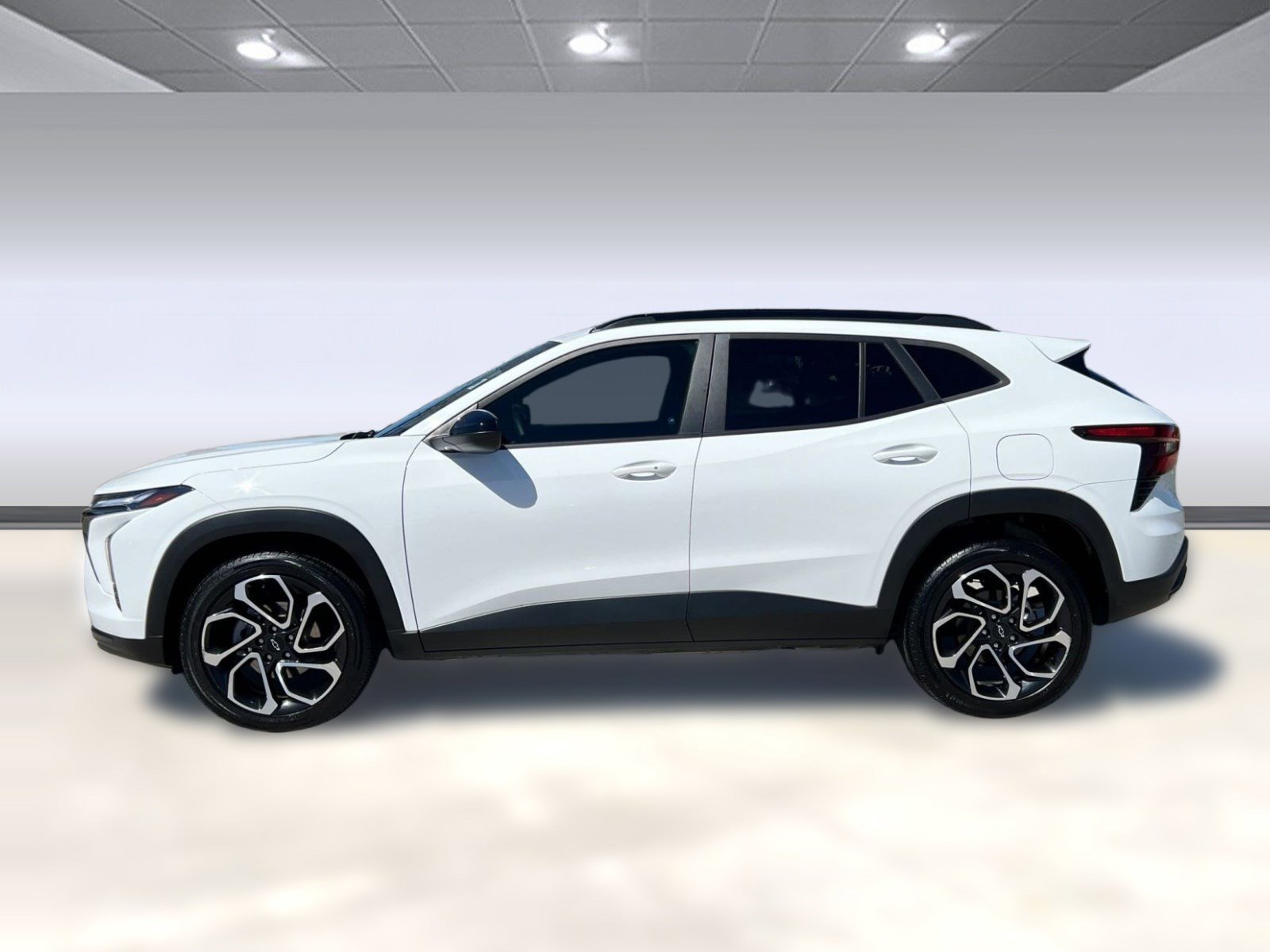 Certified 2025 Chevrolet Trax RS w/ Driver Confidence Package FWD image 2