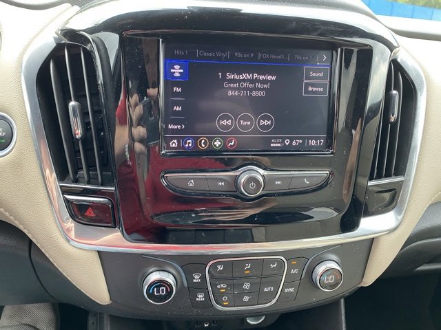 Used 2022 Chevrolet Traverse LS image 27
