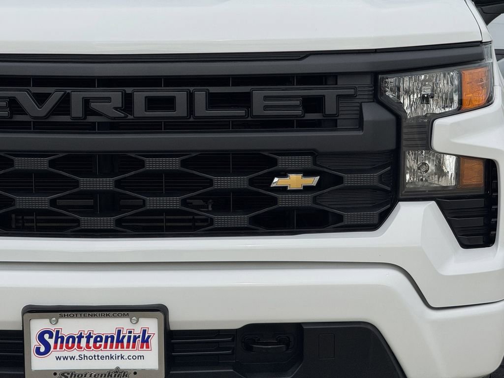 Used 2022 Chevrolet Silverado 1500 Custom RWD image 8
