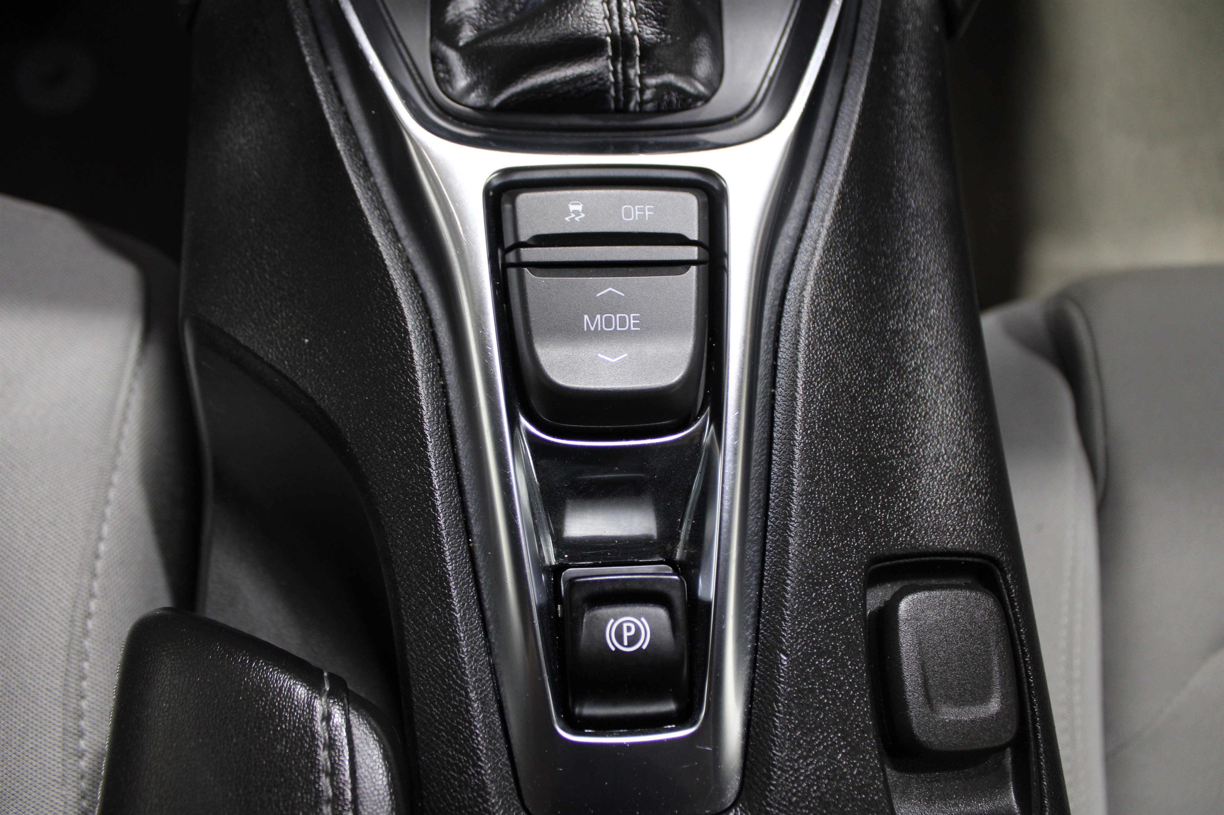 Used 2023 Chevrolet Camaro LT image 20