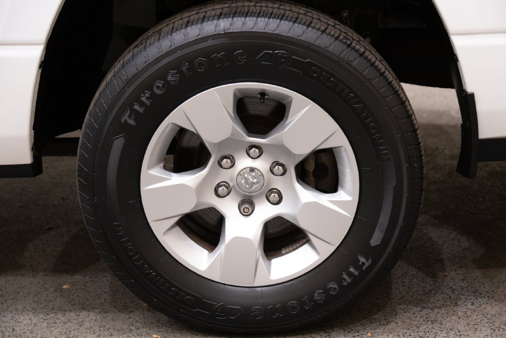 Used 2019 RAM 1500 Big Horn AWD/4WD image 8