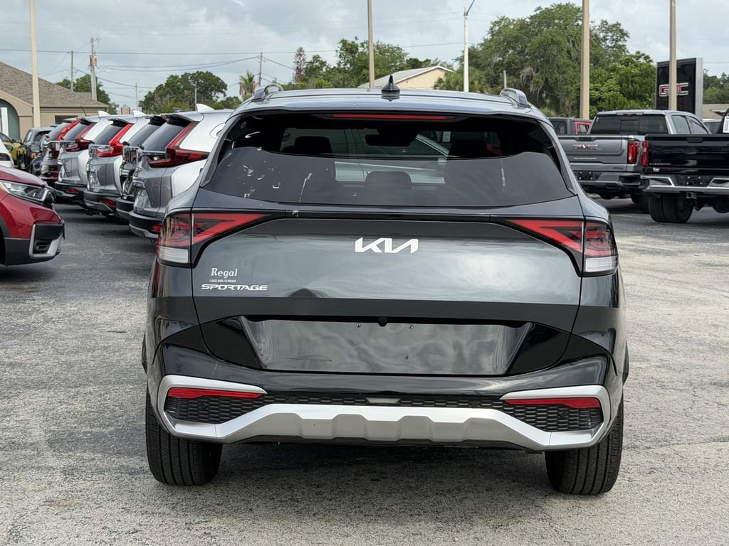 Used 2025 Kia Sportage SX FWD image 6