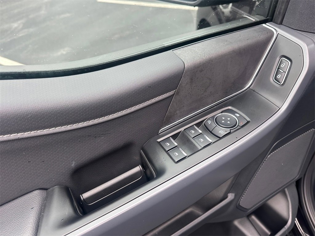 Used 2025 Ford F150 XLT w/ Equipment Group 301A Standard image 27