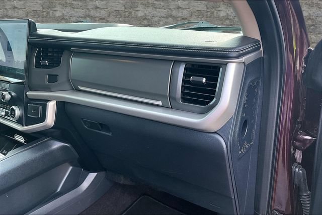 Used 2023 Ford Expedition XLT AWD/4WD image 27