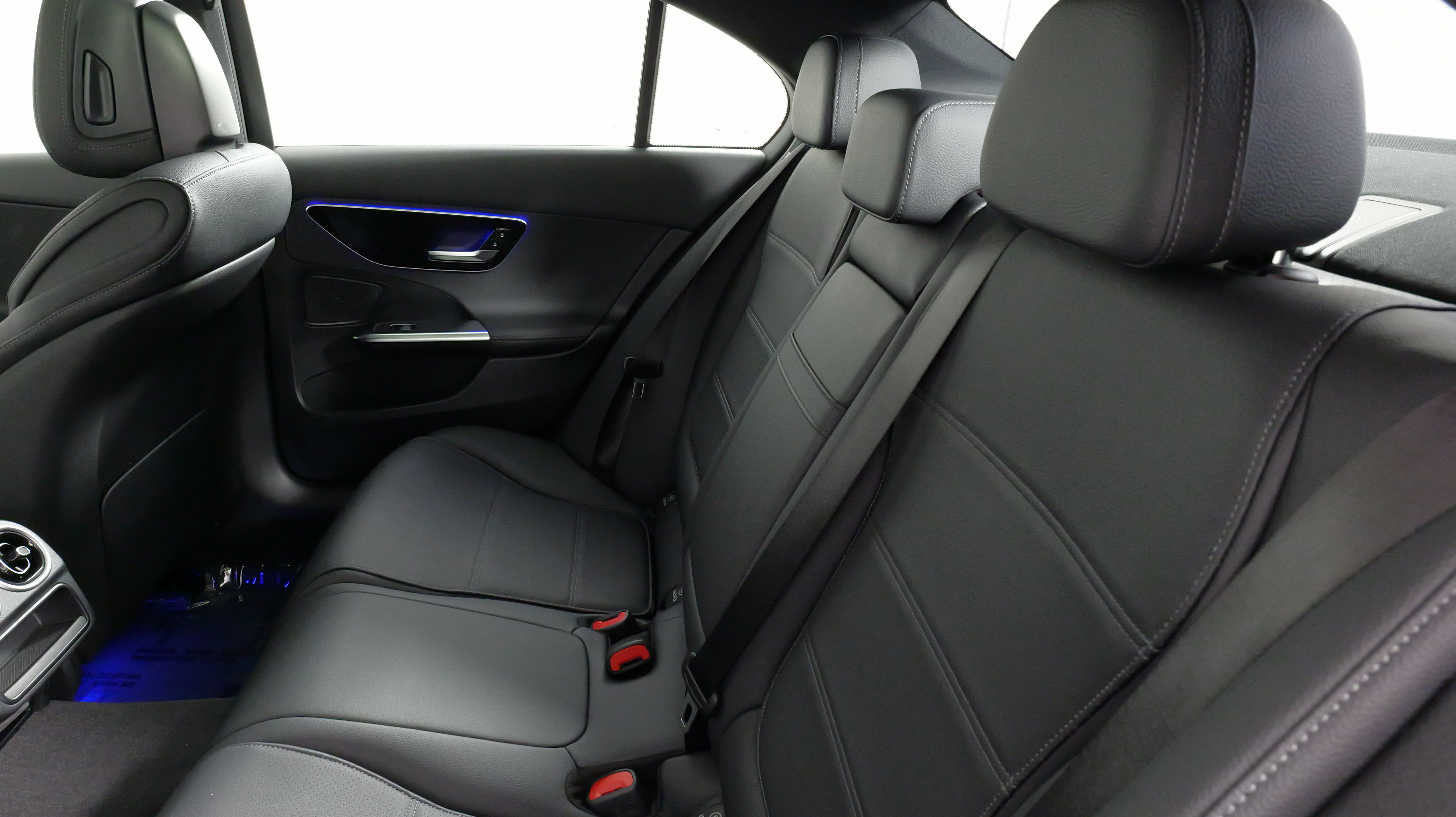 Used 2022 Mercedes-Benz C 300 4MATIC Sedan image 38