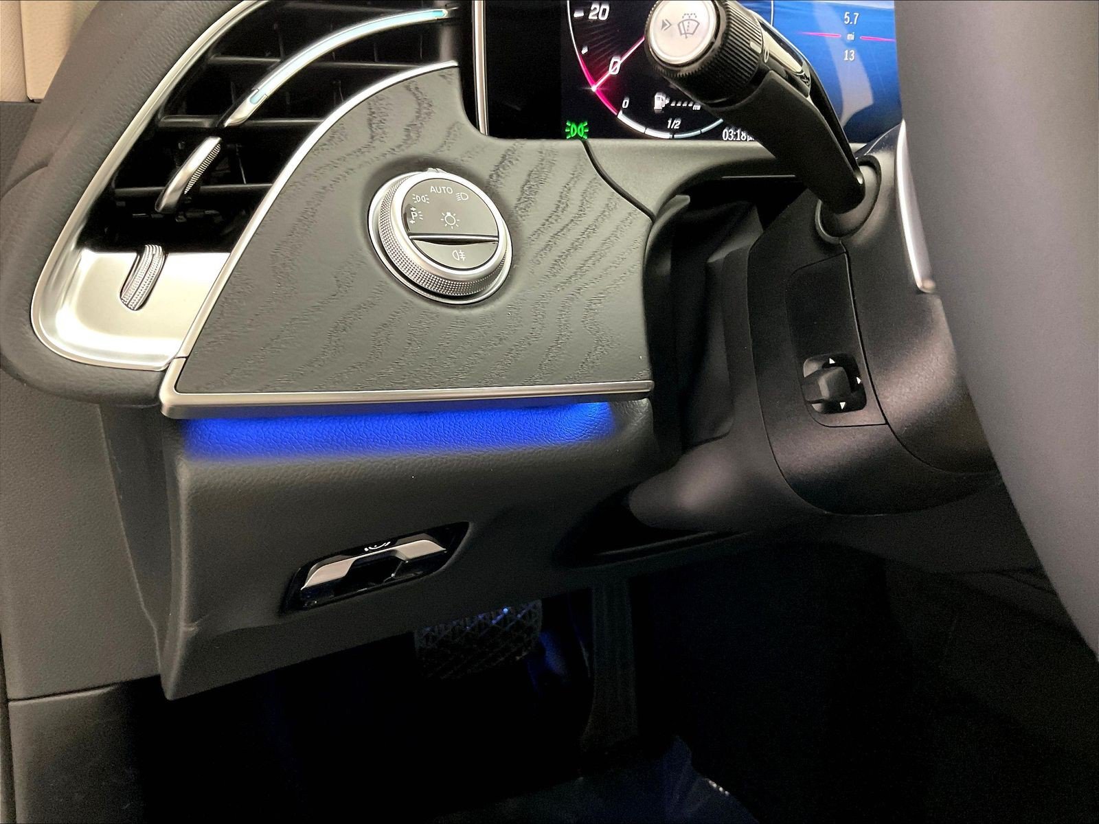 New 2026 Mercedes-Benz E 350 4MATIC Sedan image 24