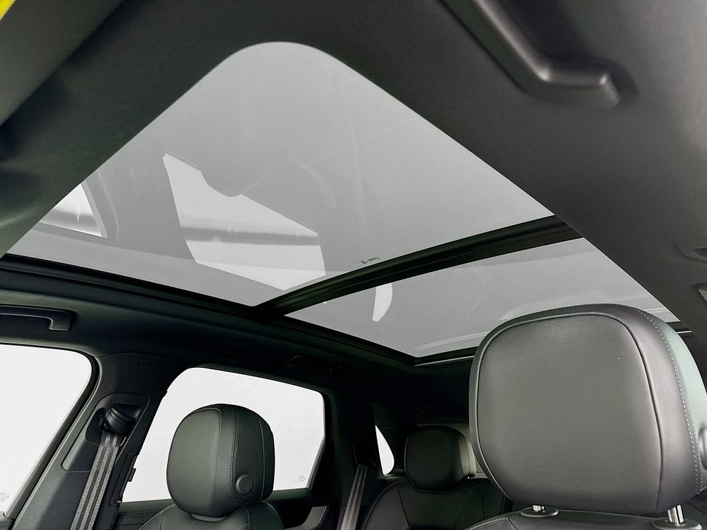 Certified 2025 Porsche Cayenne E-Hybrid AWD/4WD image 23