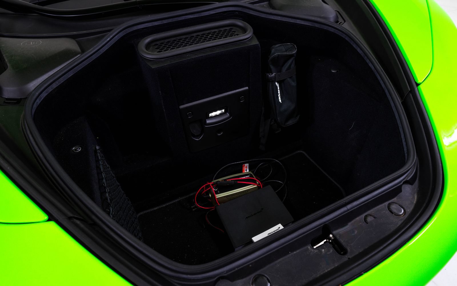 Used 2022 McLaren 720S Performance RWD image 28