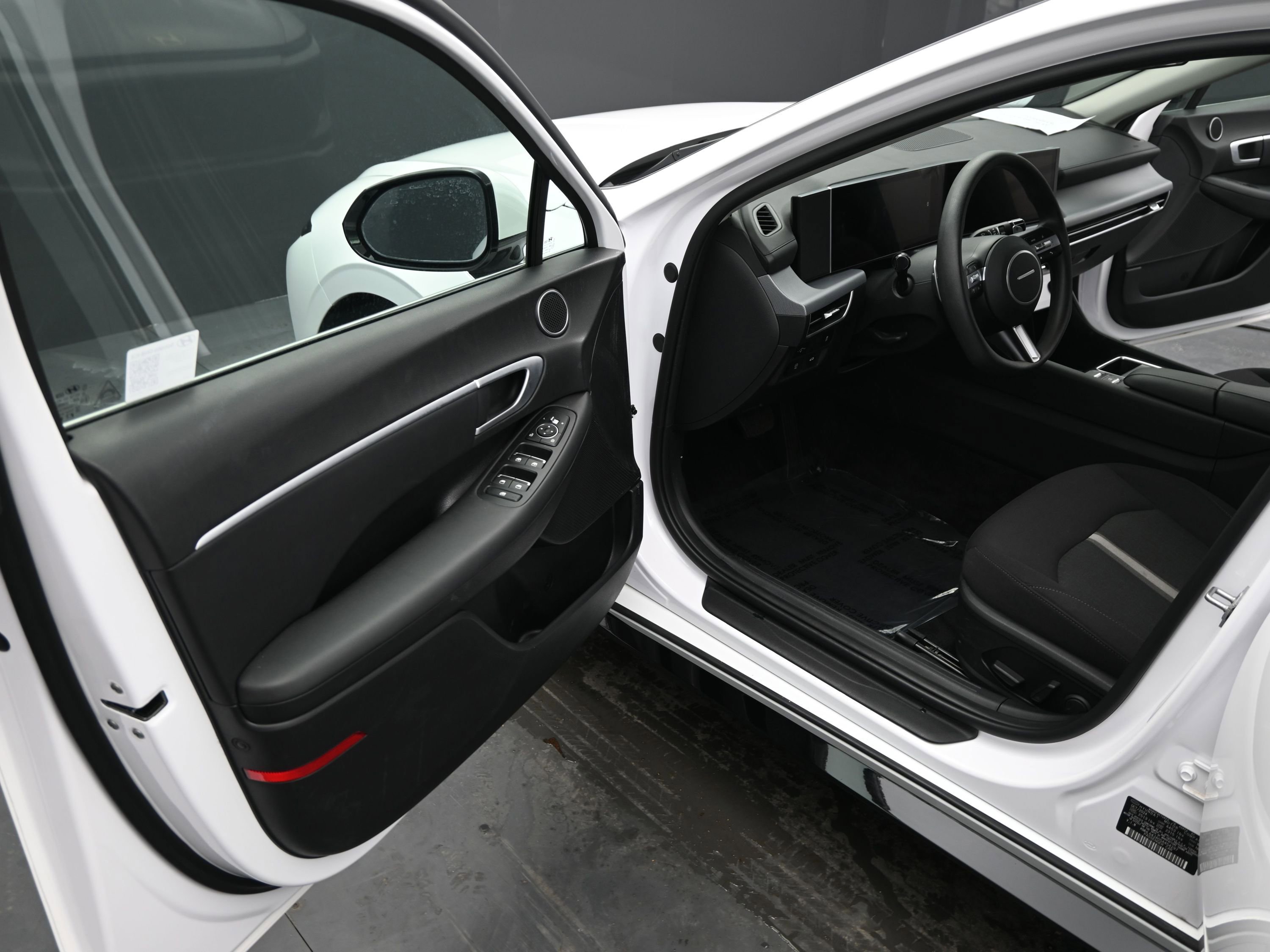 Used 2025 Hyundai Sonata SEL image 16