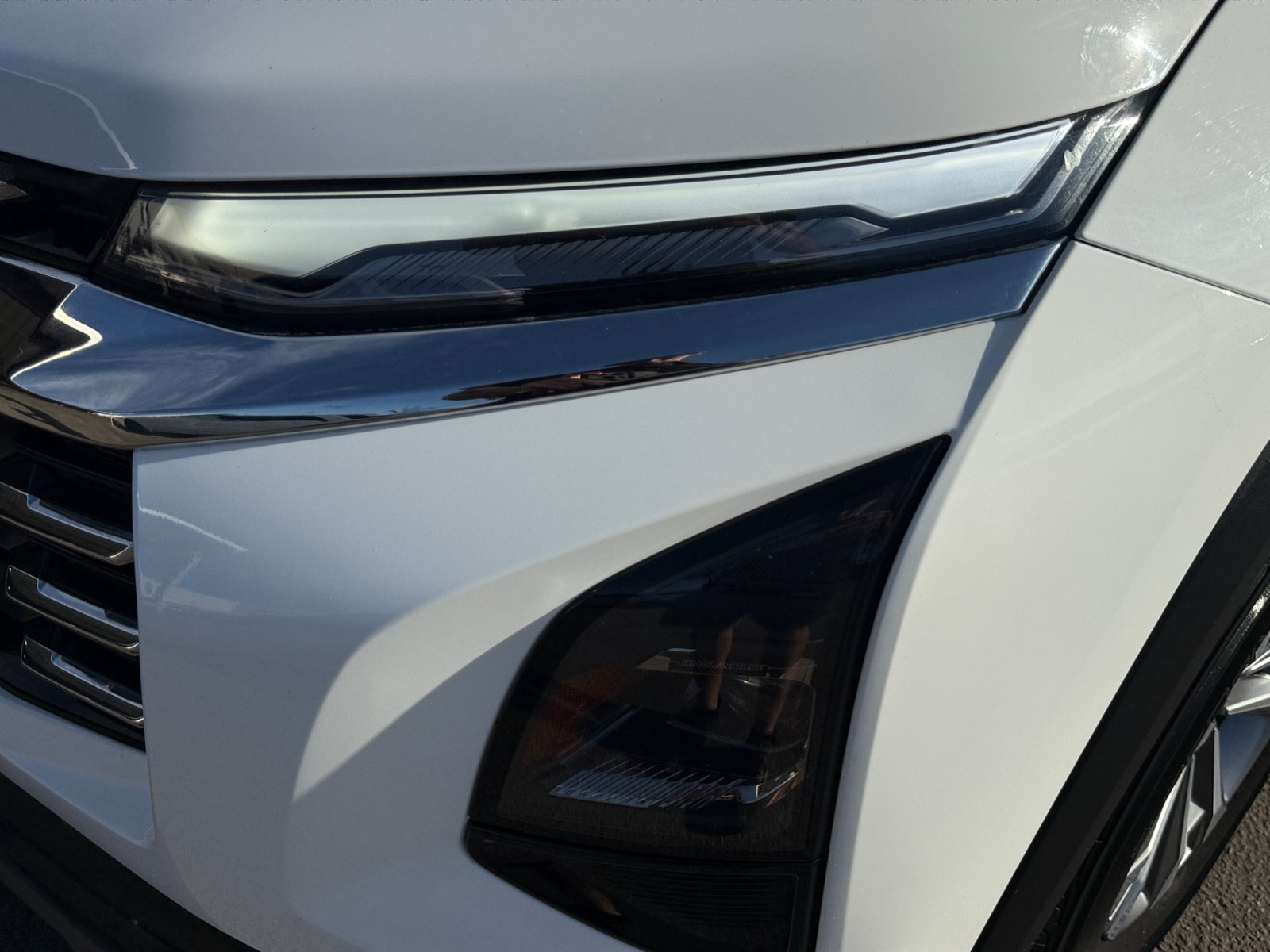 Used 2025 Chevrolet Equinox LT FWD image 9