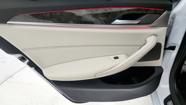 Used 2021 BMW 540i w/ Executive Package RWD image 45