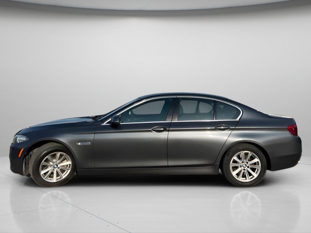 Used 2016 BMW 528i Sedan RWD image 13