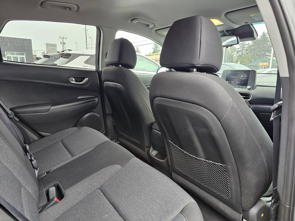 Used 2023 Hyundai Kona SE FWD image 13