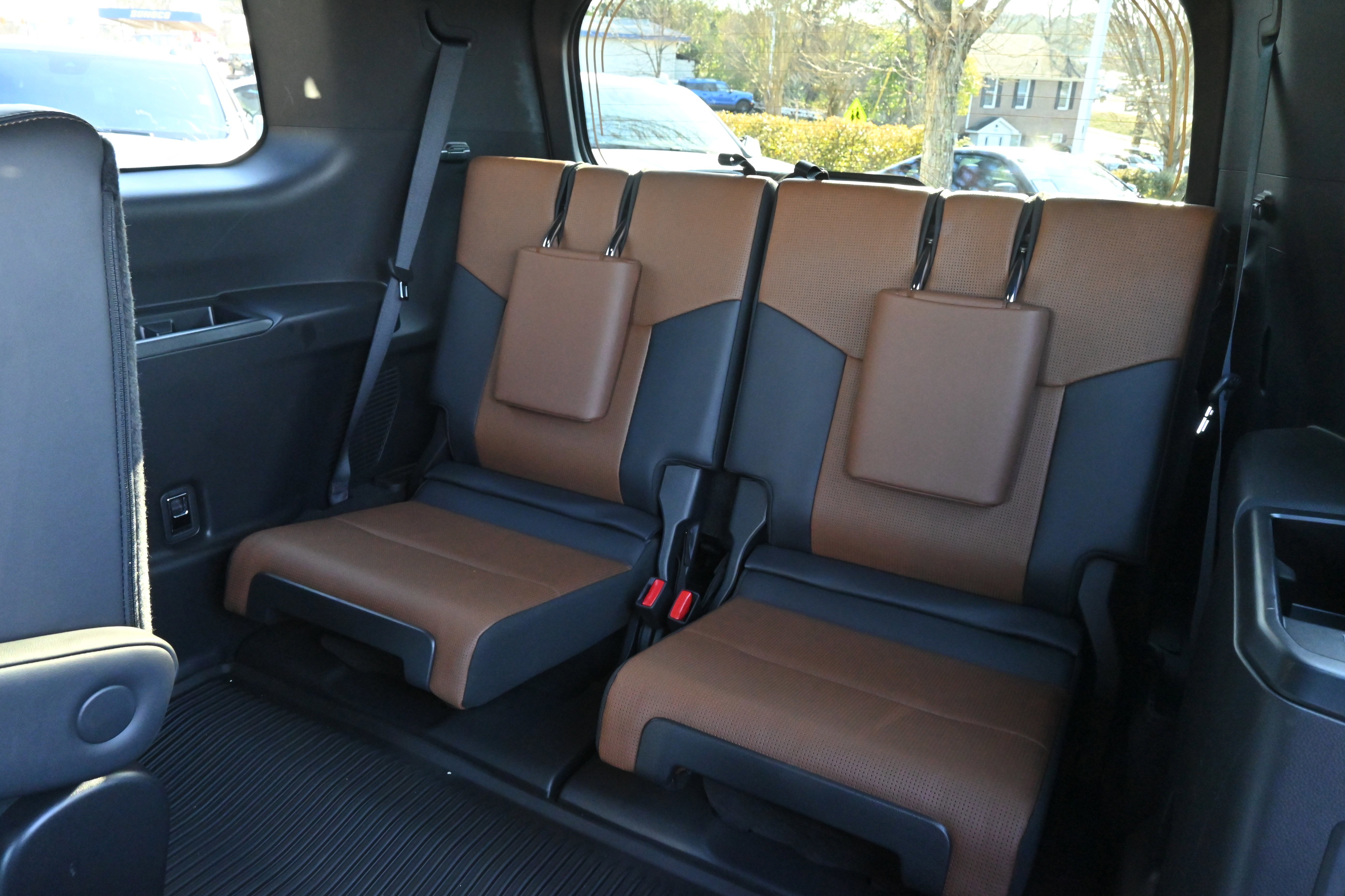 Used 2025 Lexus GX 550 GX 550 Luxury+ w/ Accessory Package (2T) image 12