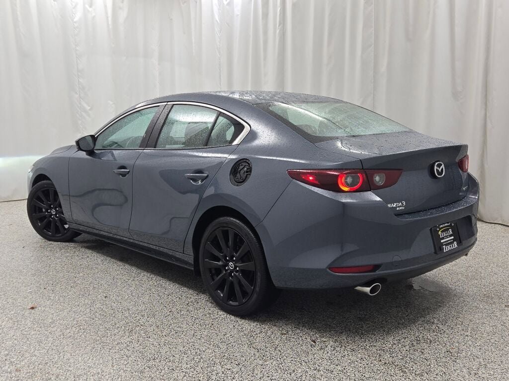 Used 2023 MAZDA MAZDA3 s image 15