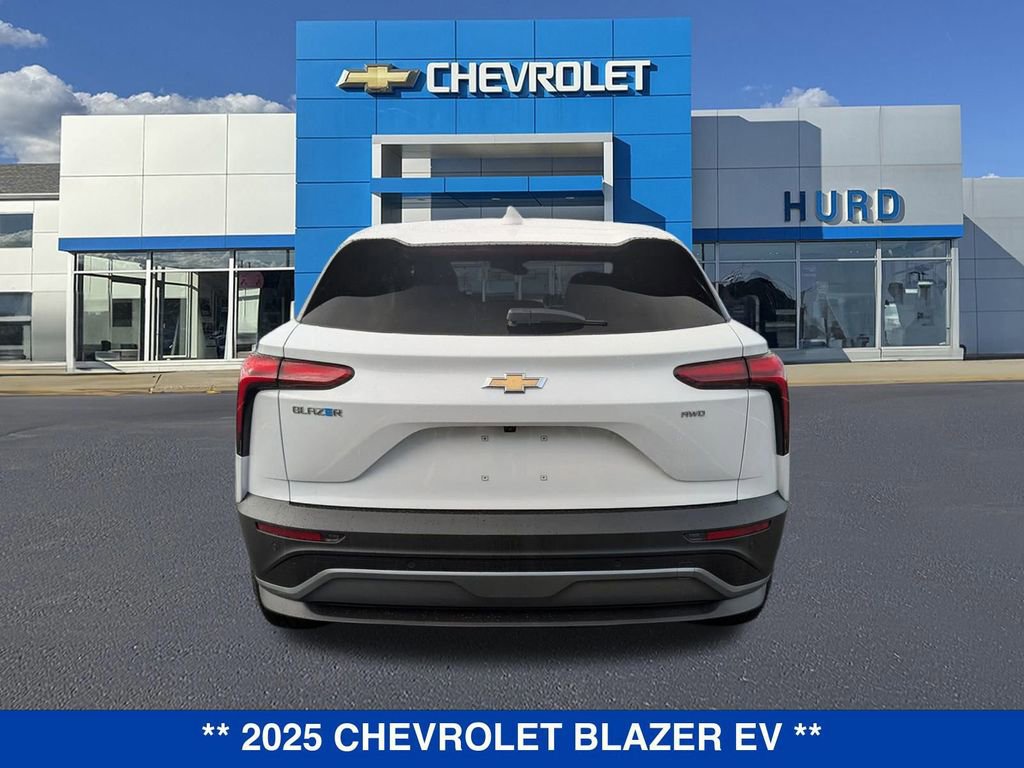 New 2025 Chevrolet Blazer EV LT image 5