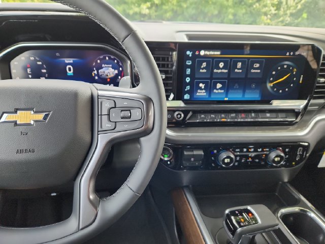 New 2026 Chevrolet Silverado 1500 High Country w/ High Country Premium Package AWD/4WD image 28
