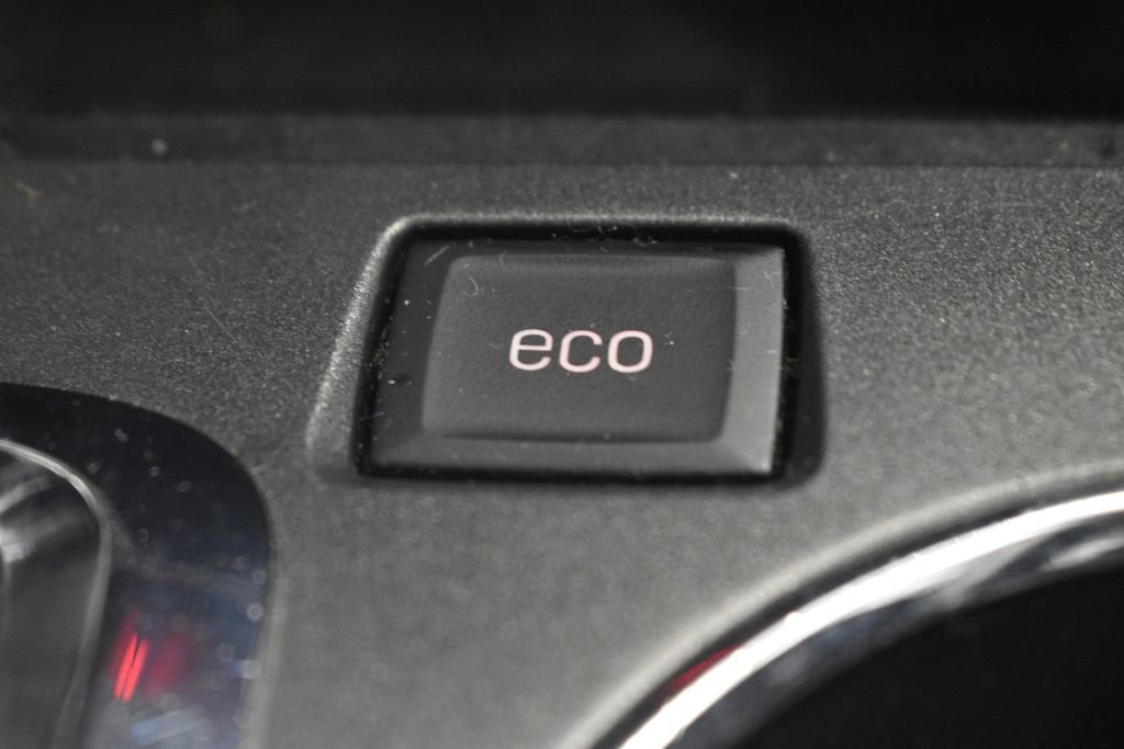 Used 2017 GMC Terrain SLE image 39