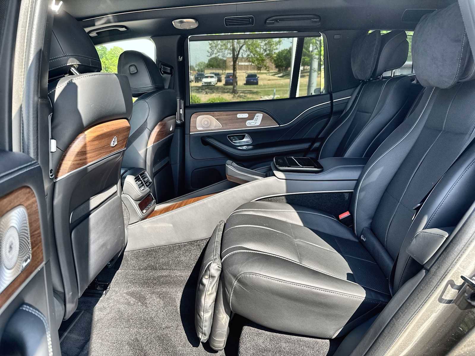 Certified 2023 Mercedes-Benz Maybach GLS 600 4MATIC image 4