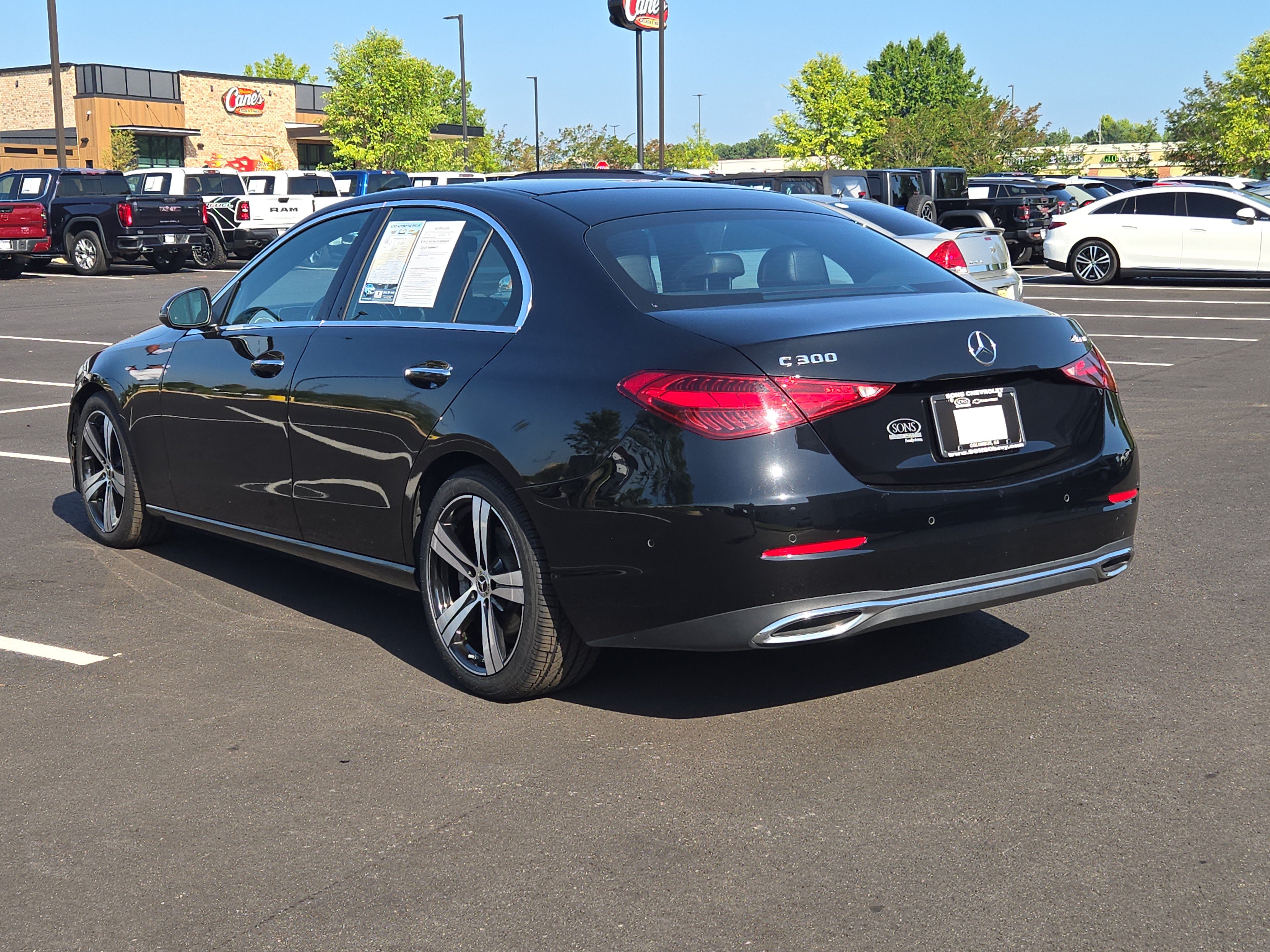 Used 2025 Mercedes-Benz C 300 4MATIC Sedan image 11