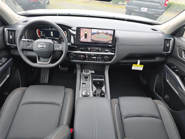 New 2026 Nissan Pathfinder SL image 23