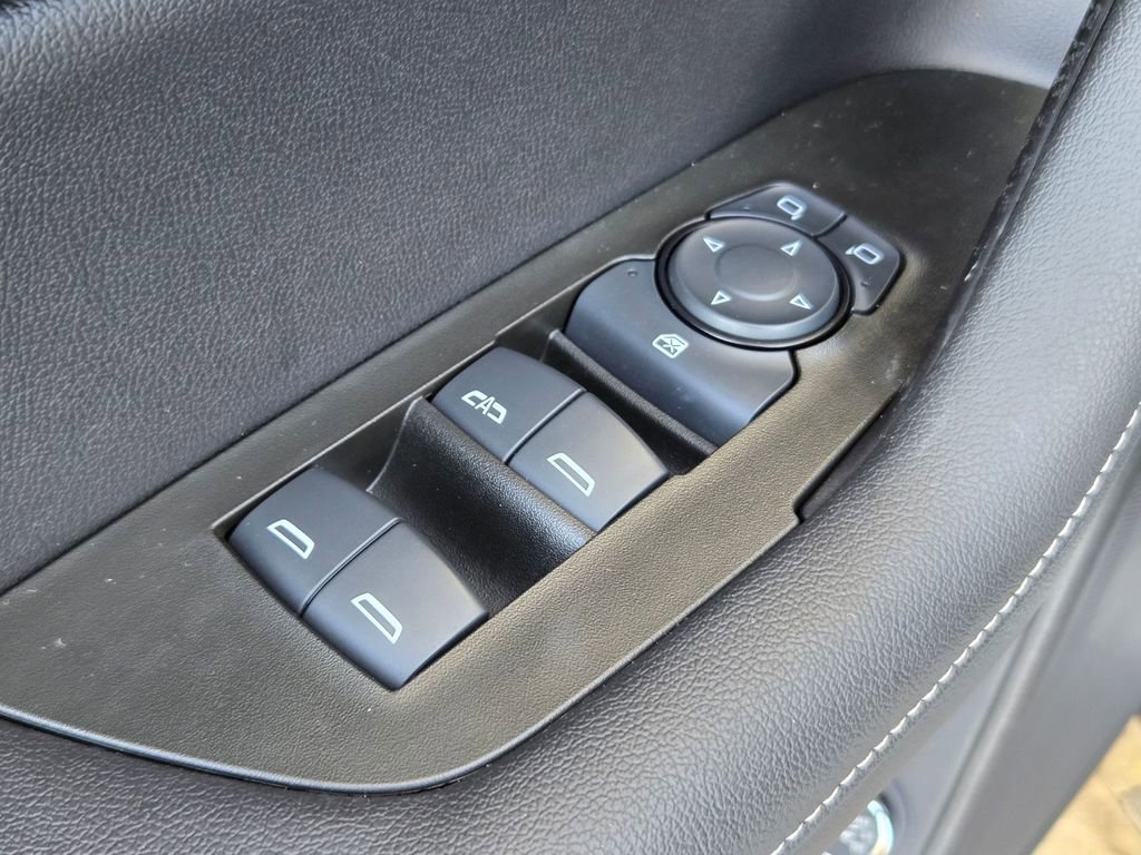 Used 2023 Chevrolet Blazer LT w/ Convenience Package image 12