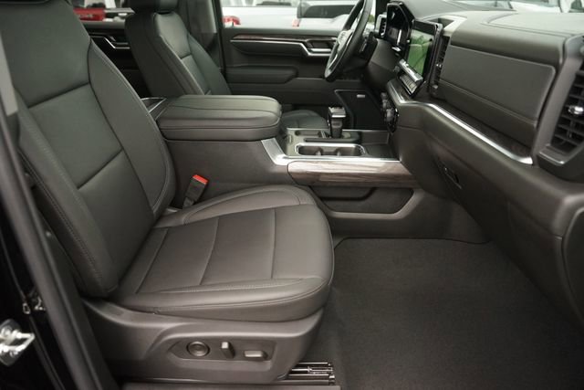 Used 2026 Chevrolet Silverado 1500 LTZ w/ LTZ Premium Texas Edition RWD image 19