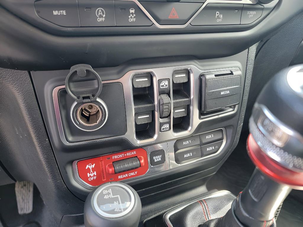 Used 2019 Jeep Wrangler Unlimited Rubicon AWD/4WD image 23