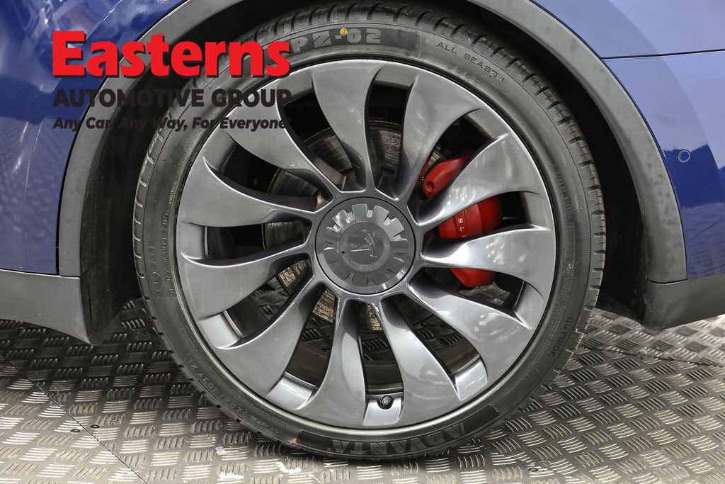 Used 2021 Tesla Model Y Performance image 30