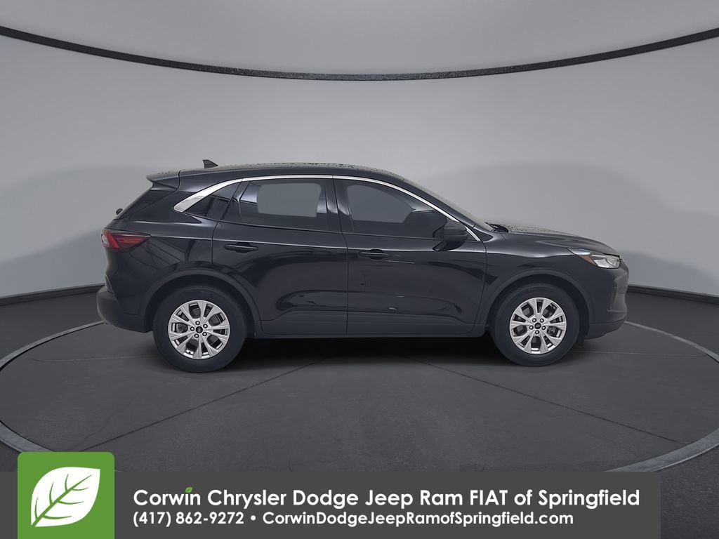 Used 2024 Ford Escape Active w/ Cold Weather Package image 17