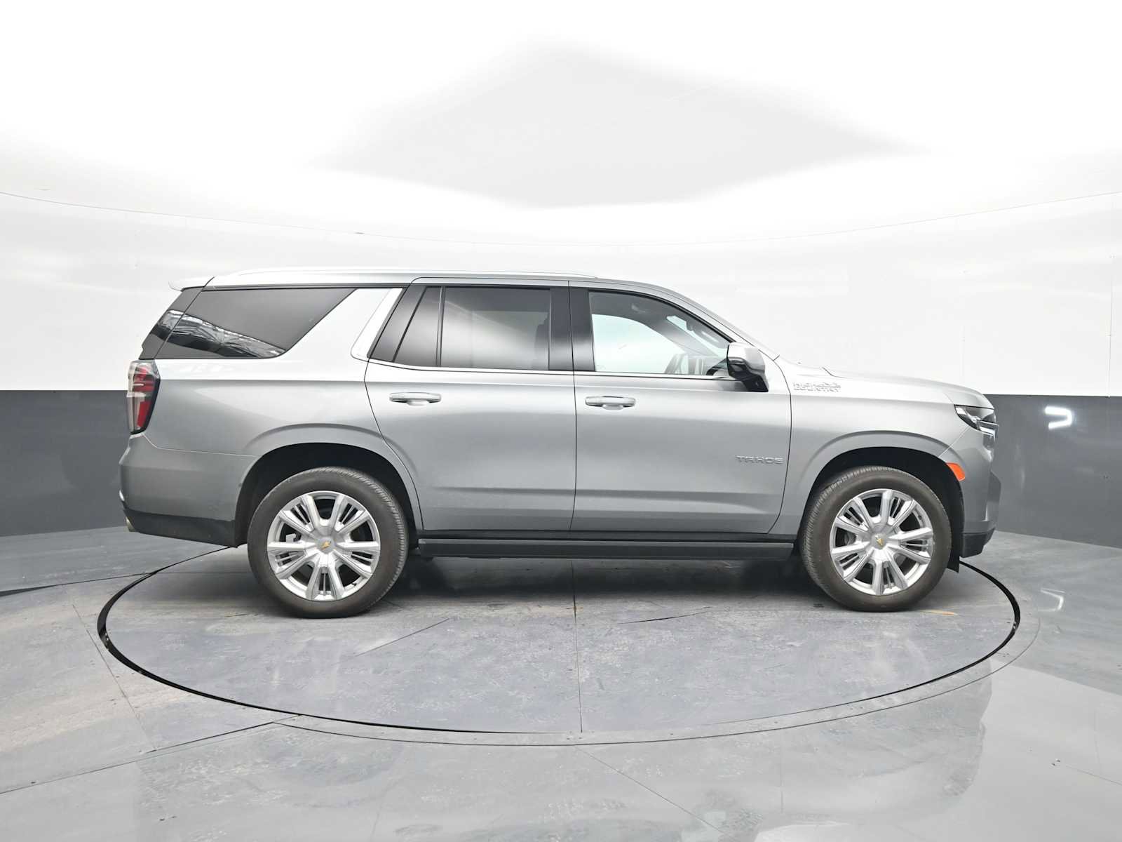 Used 2024 Chevrolet Tahoe High Country w/ Max Trailering Package image 9