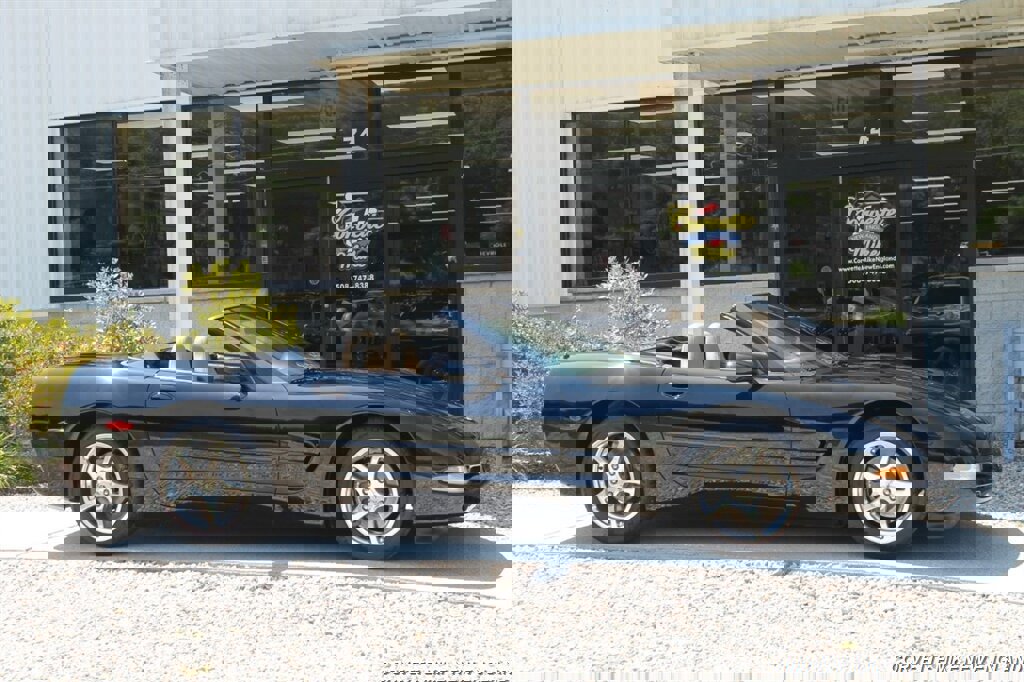 Used 2002 Chevrolet Corvette Convertible w/ Preferred Equipment Group2 image 14