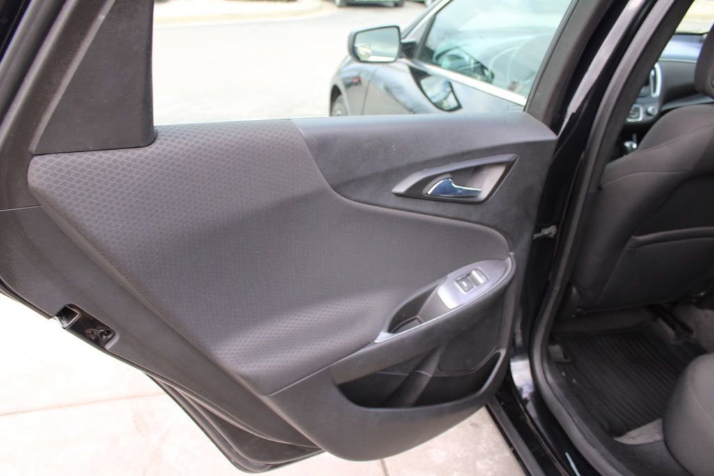 Used 2020 Chevrolet Malibu RS w/ LPO, Convenience Package 2 image 25