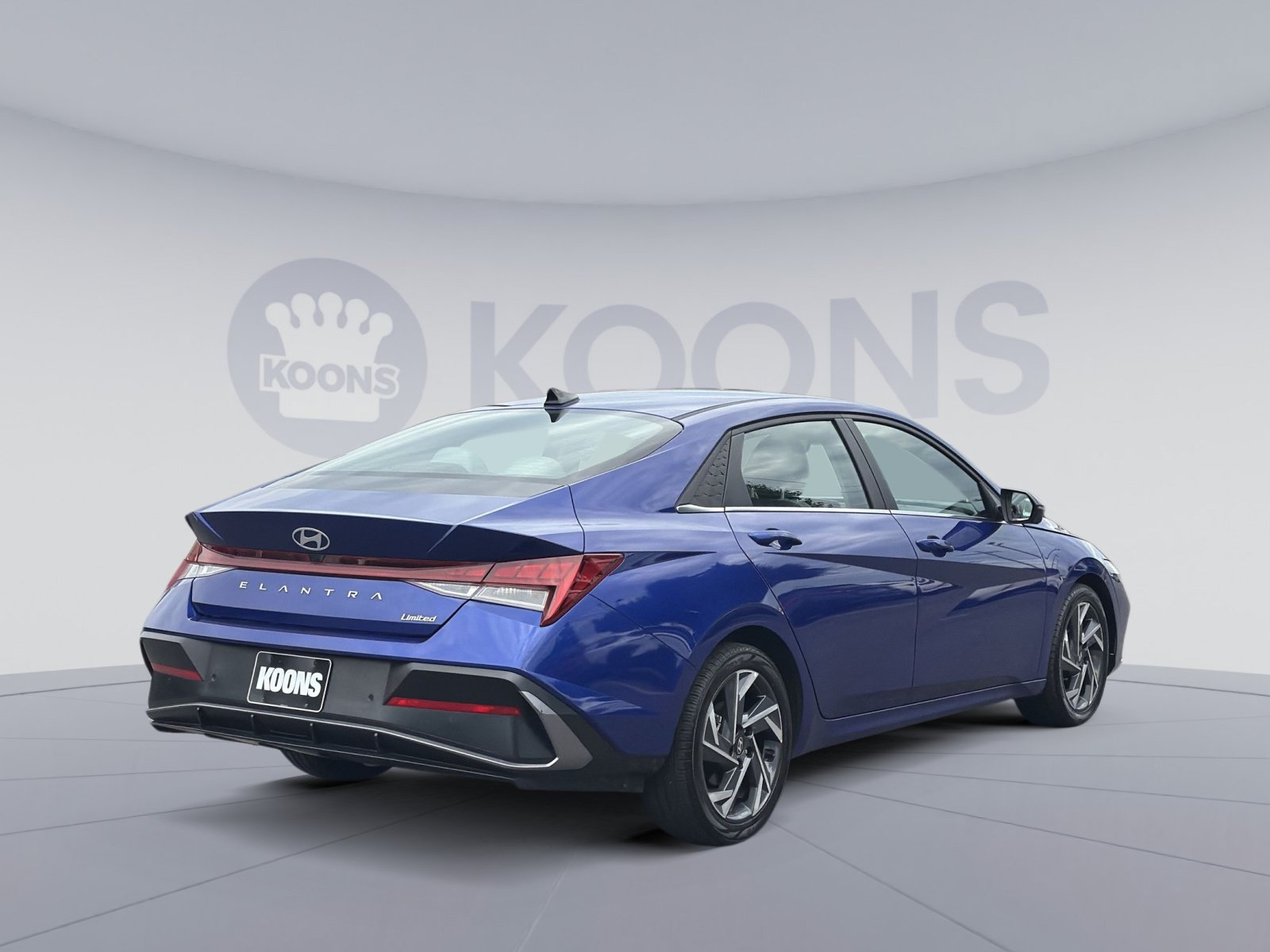 Certified 2024 Hyundai Elantra Limited FWD image 7