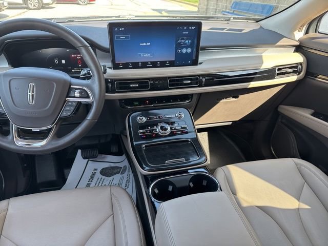Certified 2022 Lincoln Nautilus AWD w/ Premium Package image 20