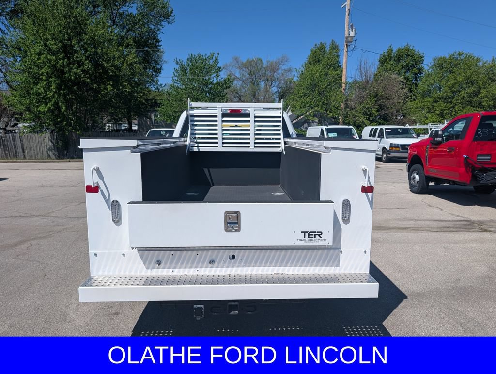 New 2025 Ford F250 XL w/ Camper Package RWD image 11